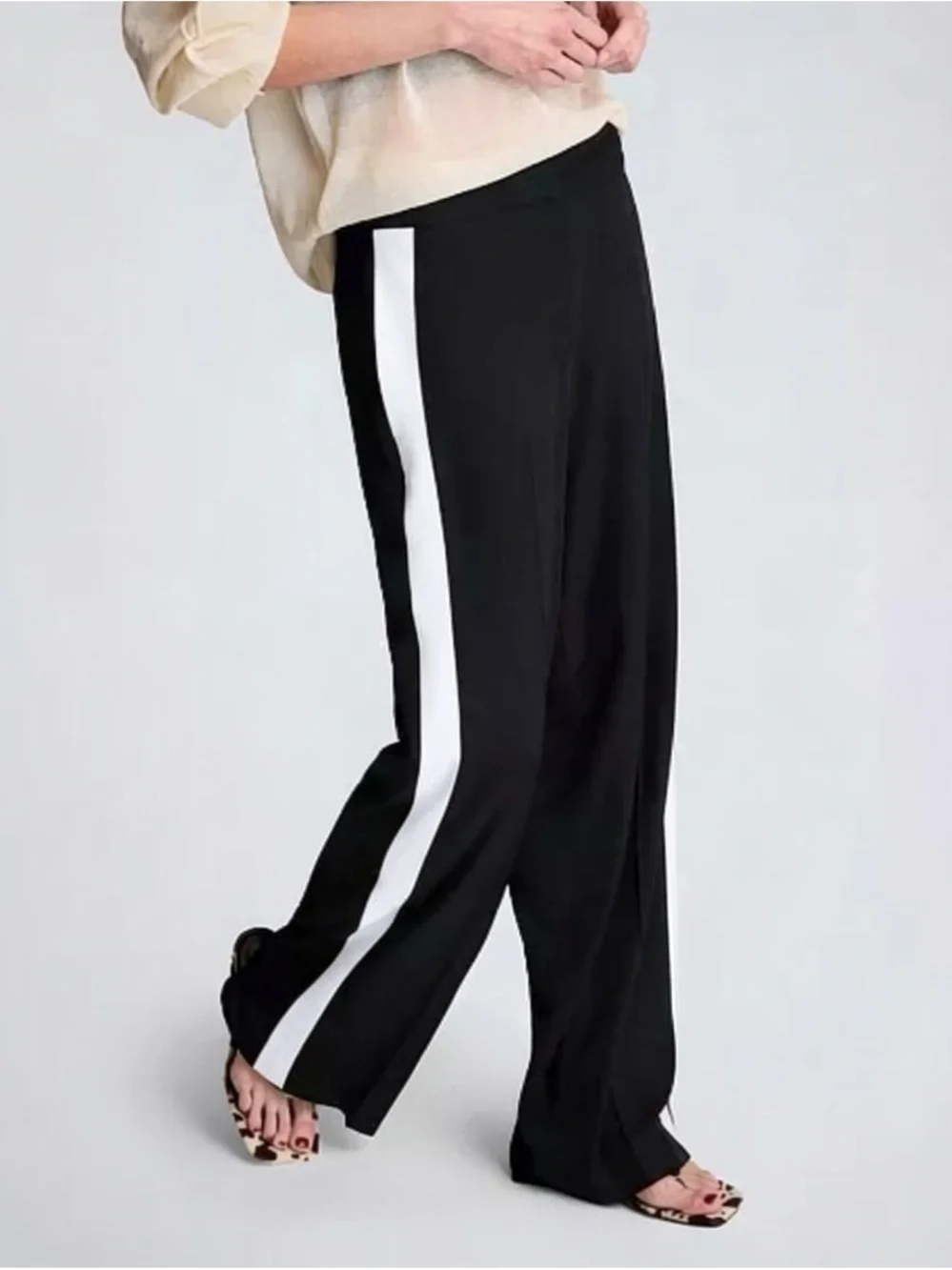 J Crew Stratus Pant in Black Satin Elastic Waist Women's Sz 4 - Picture 2 of 9